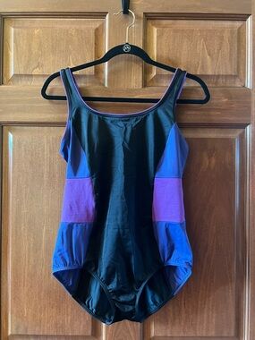 Lands' End Swimsuit One-Piece Scoop Neck Tugless Sporty Black Size  10P
